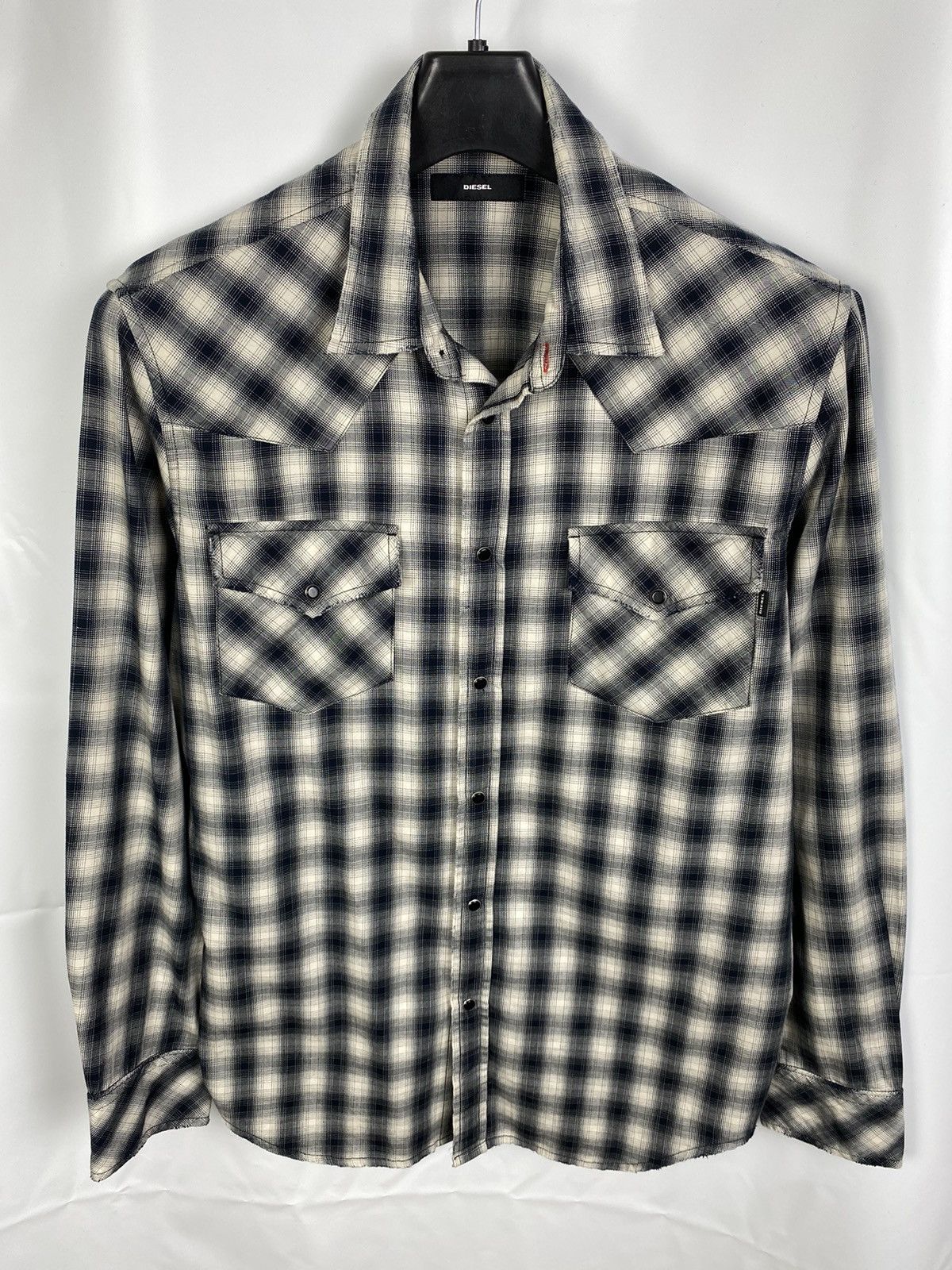 Diesel Diesel Check Shirt Button Up Fabric Slylized size M Size US M / EU 48-50 / 2 - 1 Thumbnail