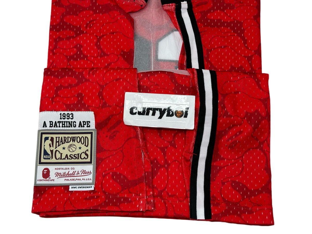 Bape × Mitchell & Ness BAPE x Mitchell & Ness Miami Heat Jersey Red Size US L / EU 52-54 / 3 - 5 Thumbnail