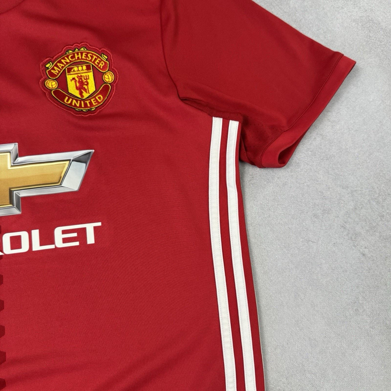 Adidas MANCHESTER UNITED 2016 2017 SOCCER JERSEY ADIDAS SIZE M Red Size US M / EU 48-50 / 2 - 10 Thumbnail