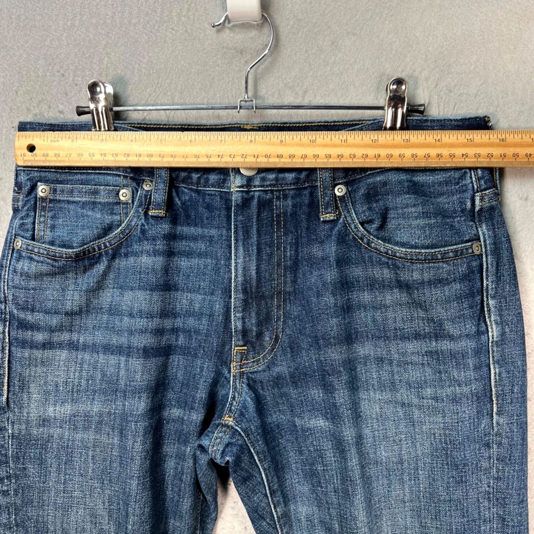 J.Crew J.CREW Jeans Slim 30 x 32 Denim Distressed Medium Wash 484 Mens Straight 5-Pocket Blue Cotton Cotton Blend Jeans Type: Jeans Size US 30 / EU 46 - 6 Thumbnail