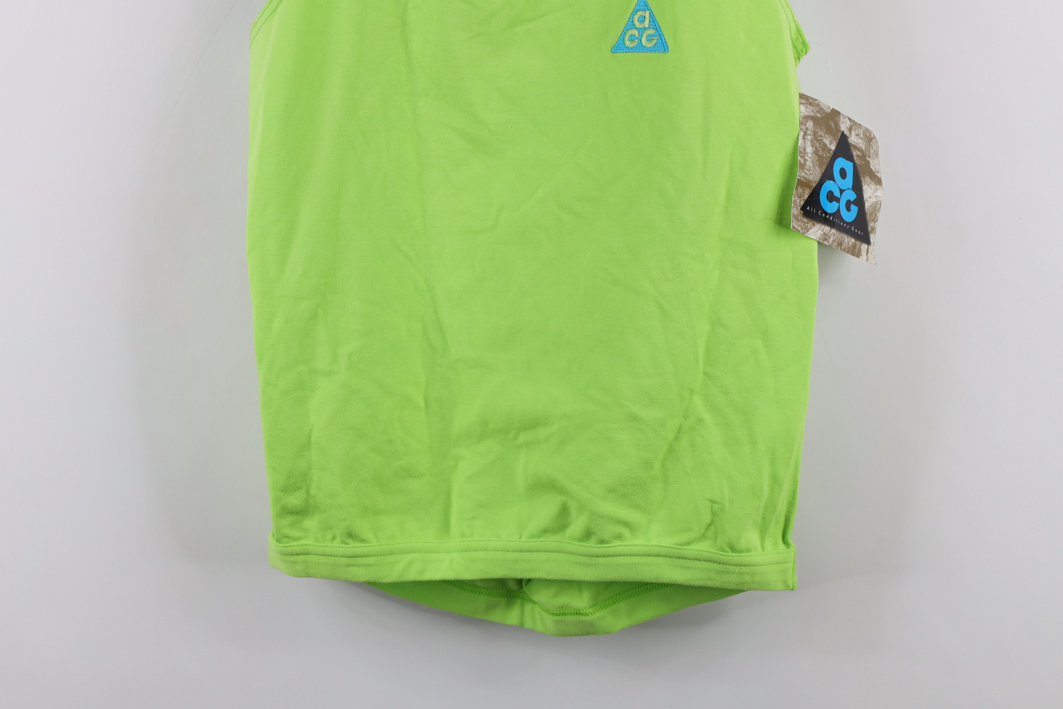Nike × Vintage Deadstock Vintage 90s Nike ACG Cropped Tank Top T-Shirt USA Size M / US 6-8 / IT 42-44 - 3 Thumbnail