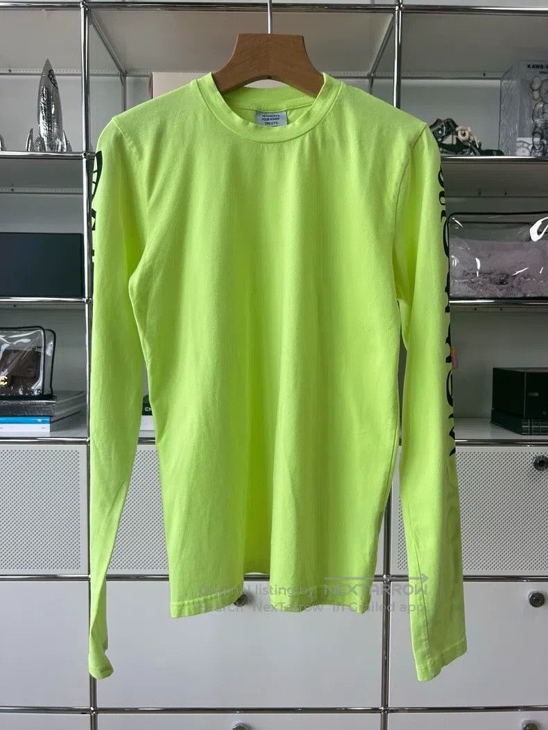 Vetements Vetements Fluorescent green Sanskrit long sleeve T-shirt Size US M / EU 48-50 / 2 - 3 Thumbnail