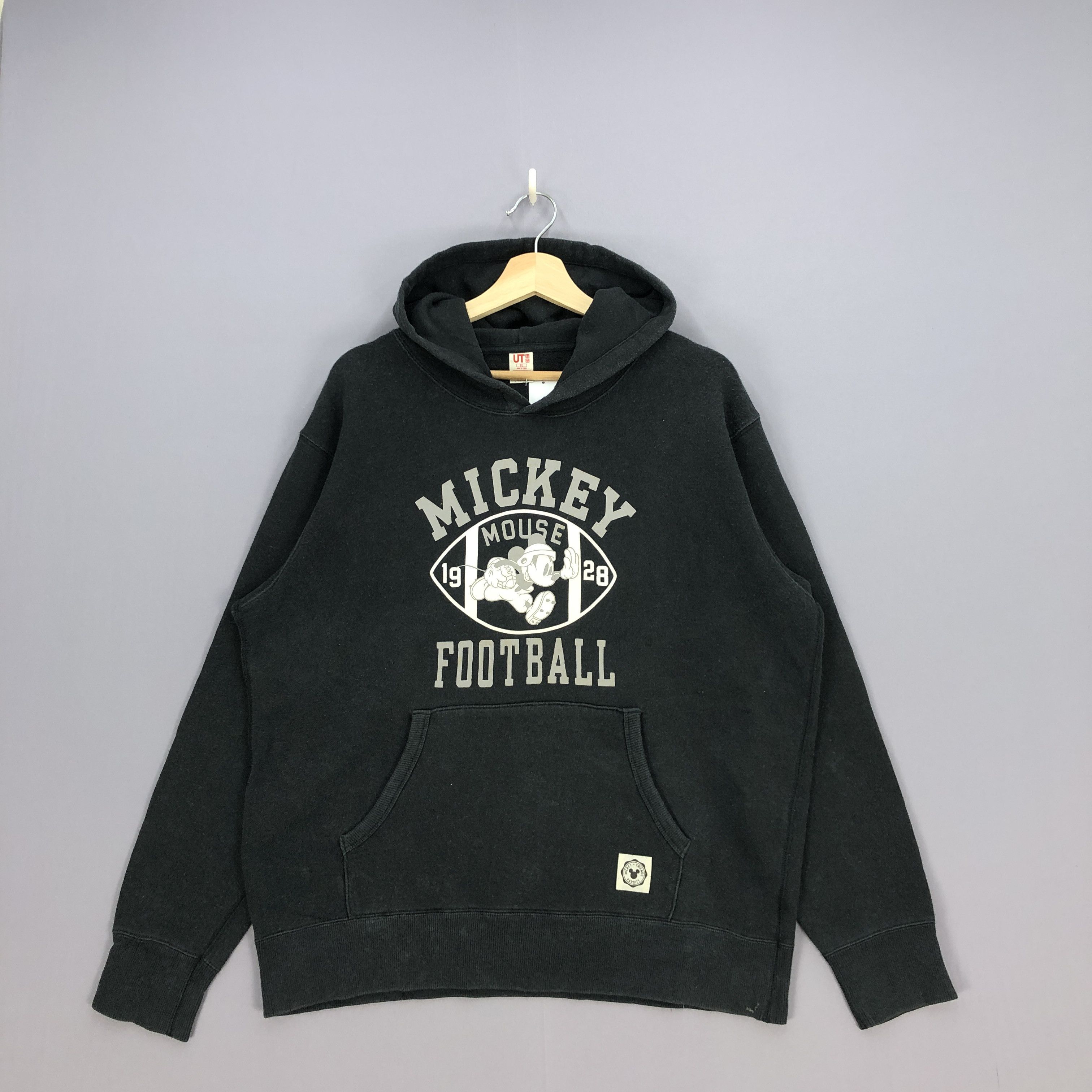 Disney Mickey Mouse Sweatshirt Hooded Disney Cartoon Sweater Size US XL / EU 56 / 4 - 1 Thumbnail