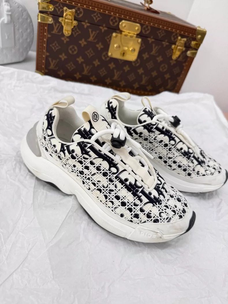 Dior Dior Black and White Sneakers Size 37-2506 Size US 6.5 / EU 39-40 - 3 Thumbnail