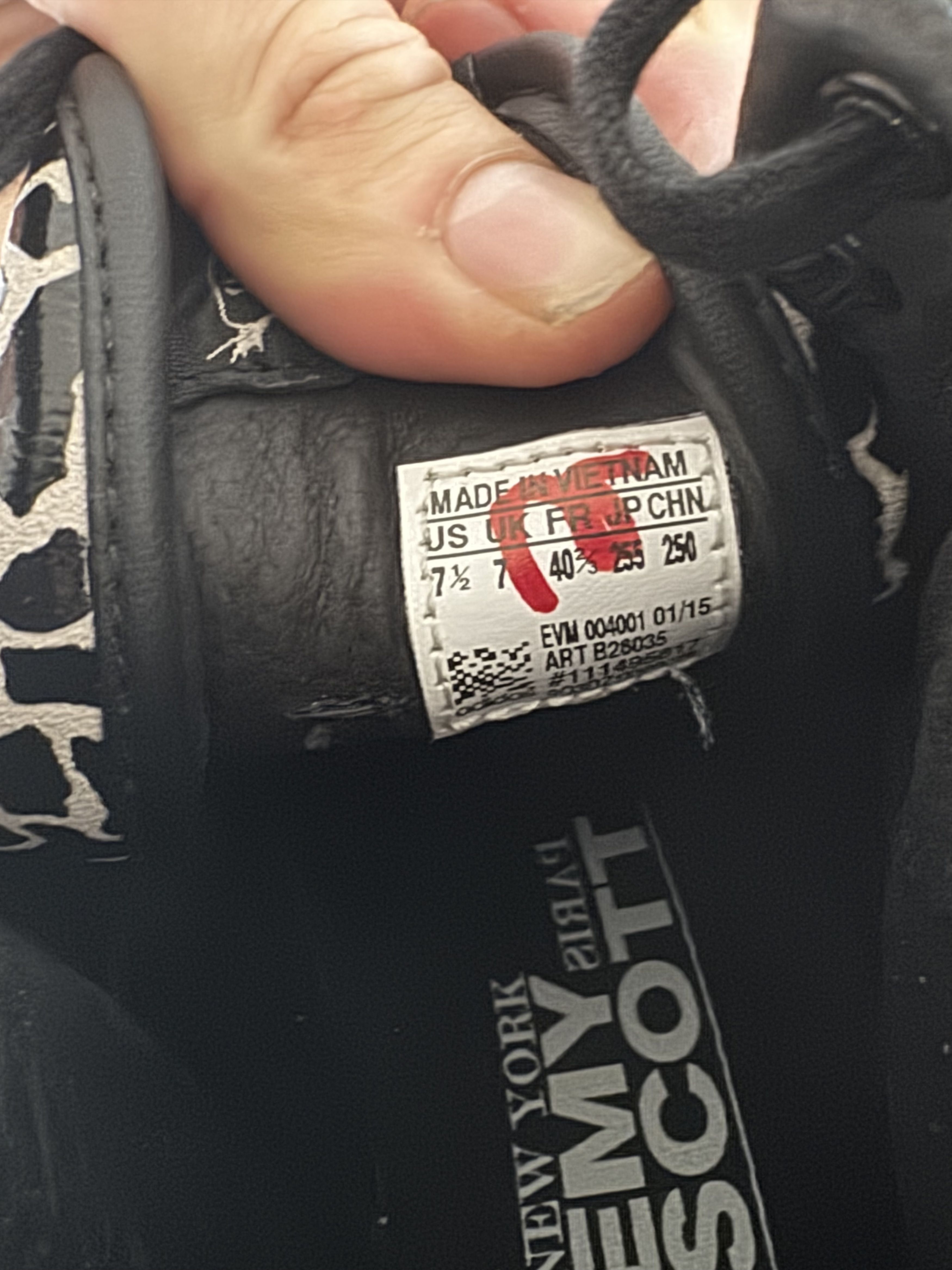 Adidas × Jeremy Scott JS Letters Giraffe Size US 7.5 / EU 40-41 - 14 Thumbnail