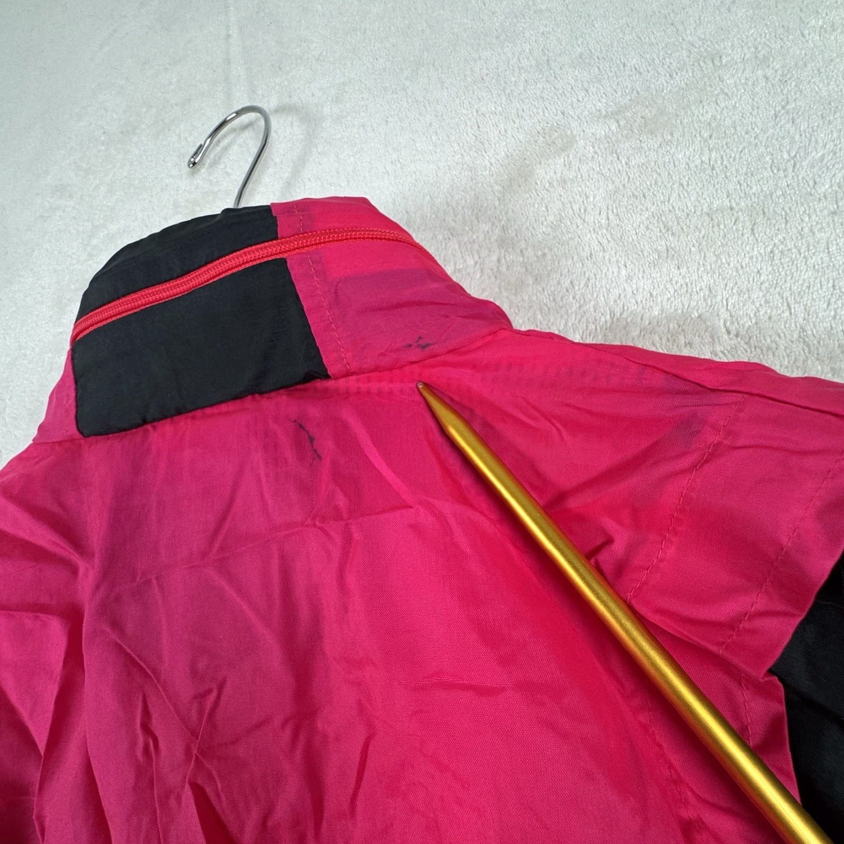 Nike VINTAGE Nike Windbreaker Jacket M Men Zip Hooded Black White Pink Neon 90s 80s Sports Geometric Pattern"} Size US M / EU 48-50 / 2 - 5 Thumbnail
