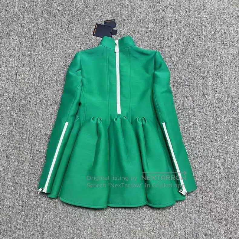 Louis Vuitton Louis Vuitton Ruffled Green High Neck Long Sleeve Dress |  Grailed