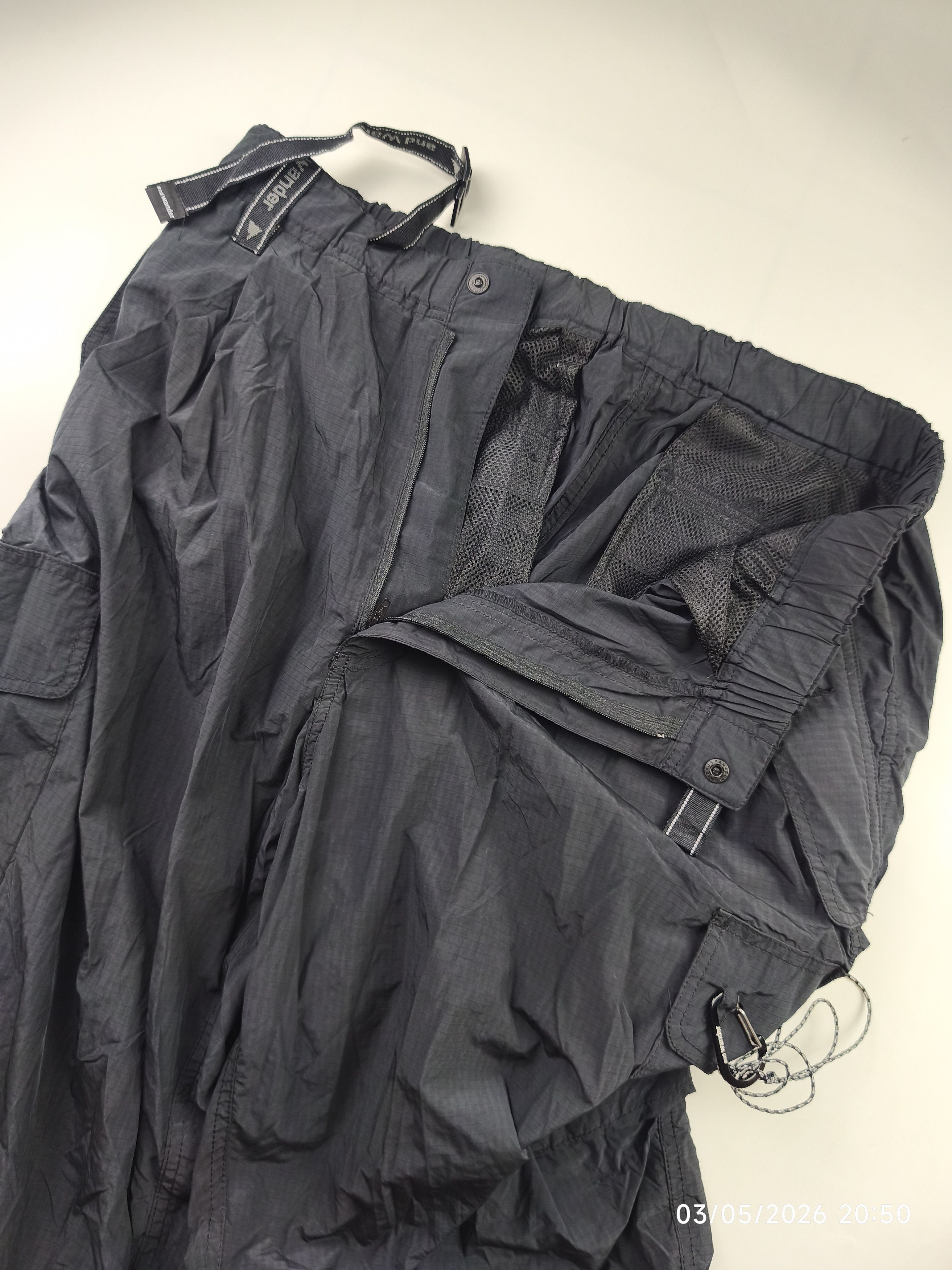 And Wander And wander oversized cargo pants Size US 33 - 12 Thumbnail