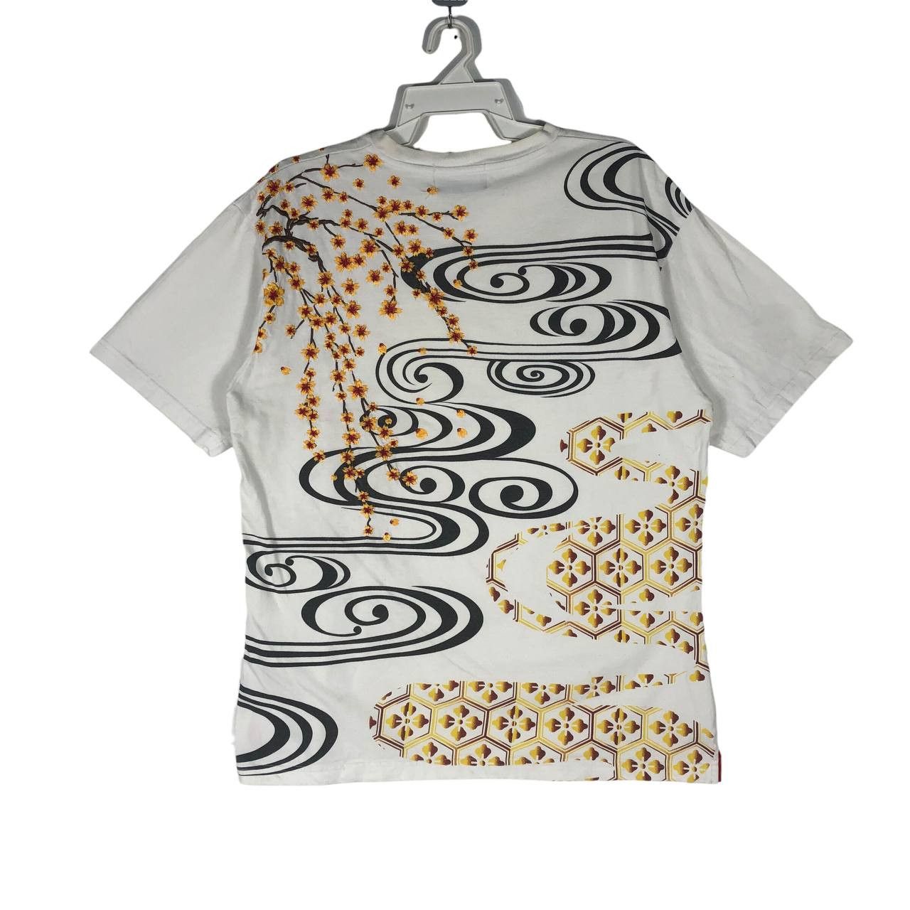 Japanese Brand Vintage Japanese Brand " Oriental Brand " T-shirt Size US XL / EU 56 / 4 - 5 Thumbnail