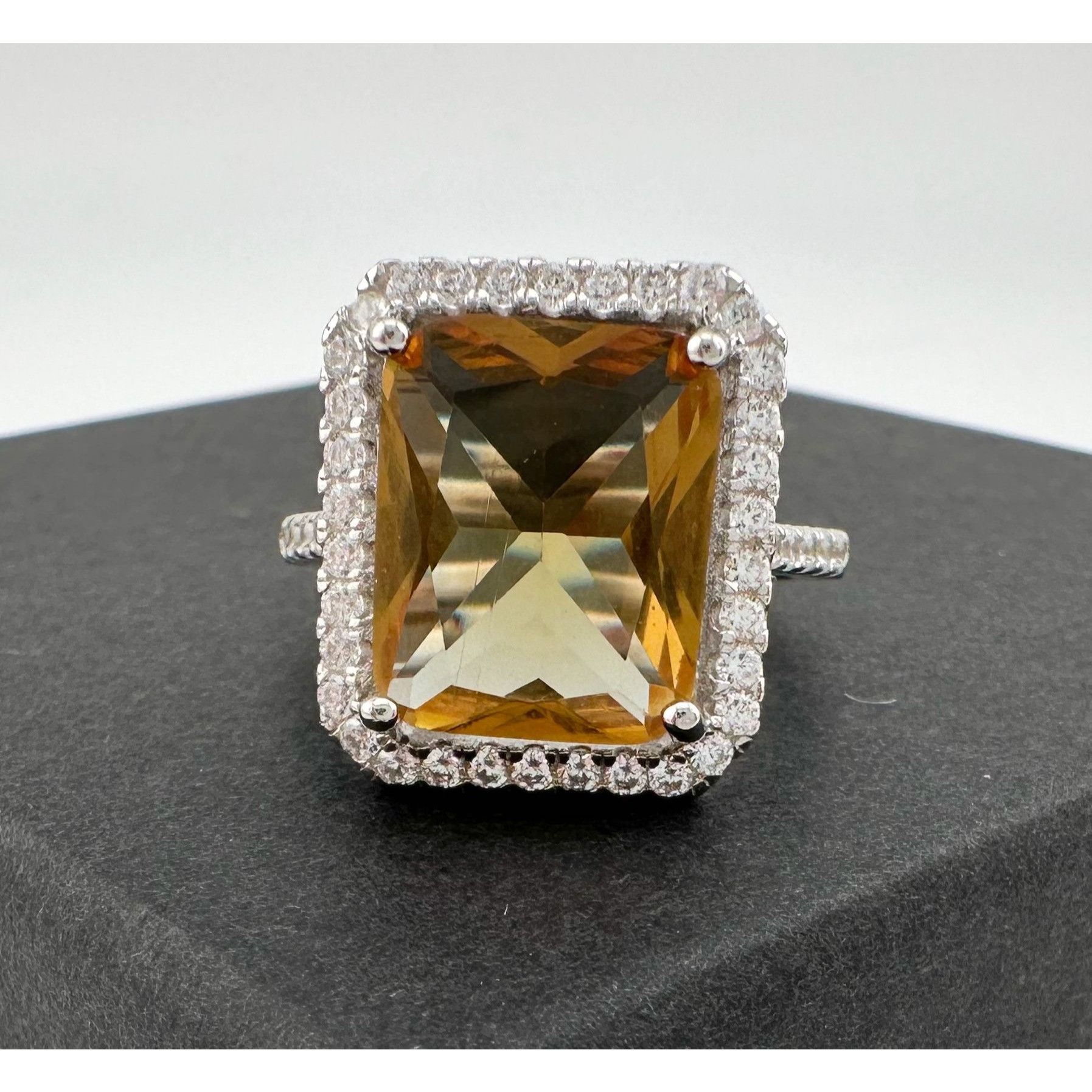 Other Elegant Emerald Cut Lab Created Sultanite Ring - Beautiful D Size ONE SIZE - 15 Thumbnail