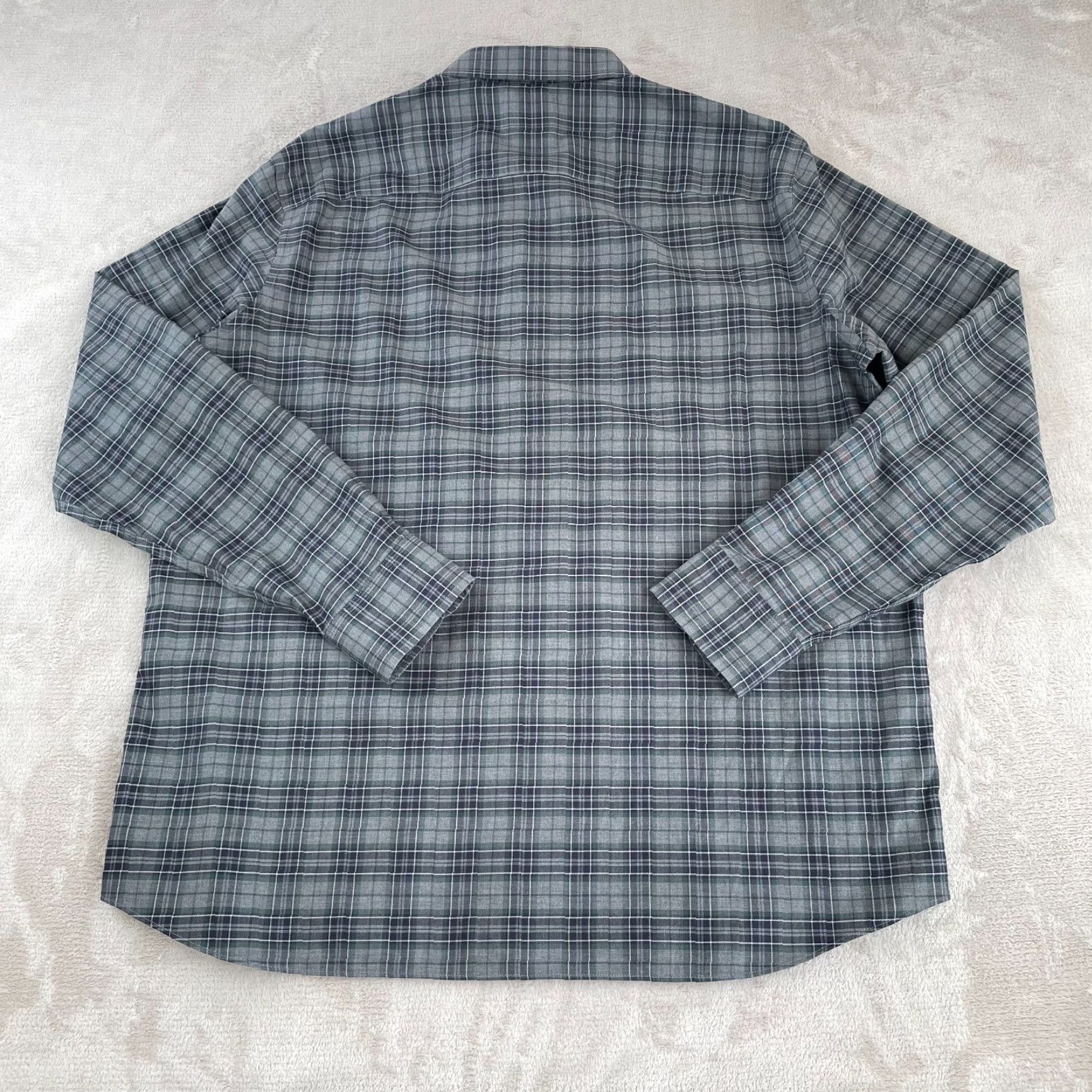 UNTUCKit UNTUCKit Devitt Shirt Men 3XLT Tall Gray Plaid Wrinkle Free Long Sleeve NWOT Size US XXL / EU 58 / 5 - 4 Thumbnail