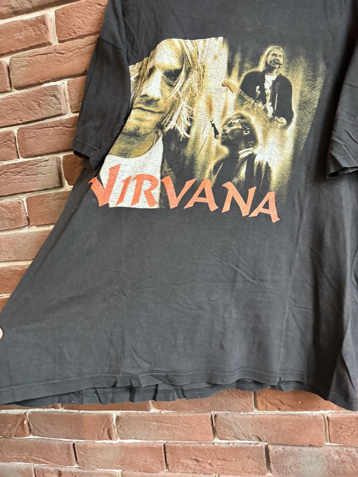 Band Tees Rare 90s Nirvana Nevermind Kurt Cobain Grunge Vintage Tee Size US XL / EU 56 / 4 - 3 Thumbnail