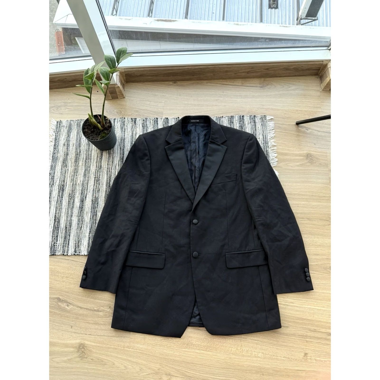 Balmain VINTAGE BALMAIN NOVATIONS FLEX Men Blazer Jacket Black Formal Casual 2 Piece M Adults Mens Balmain Blazer 90s Luxury Paris Size 40R - 2 Thumbnail