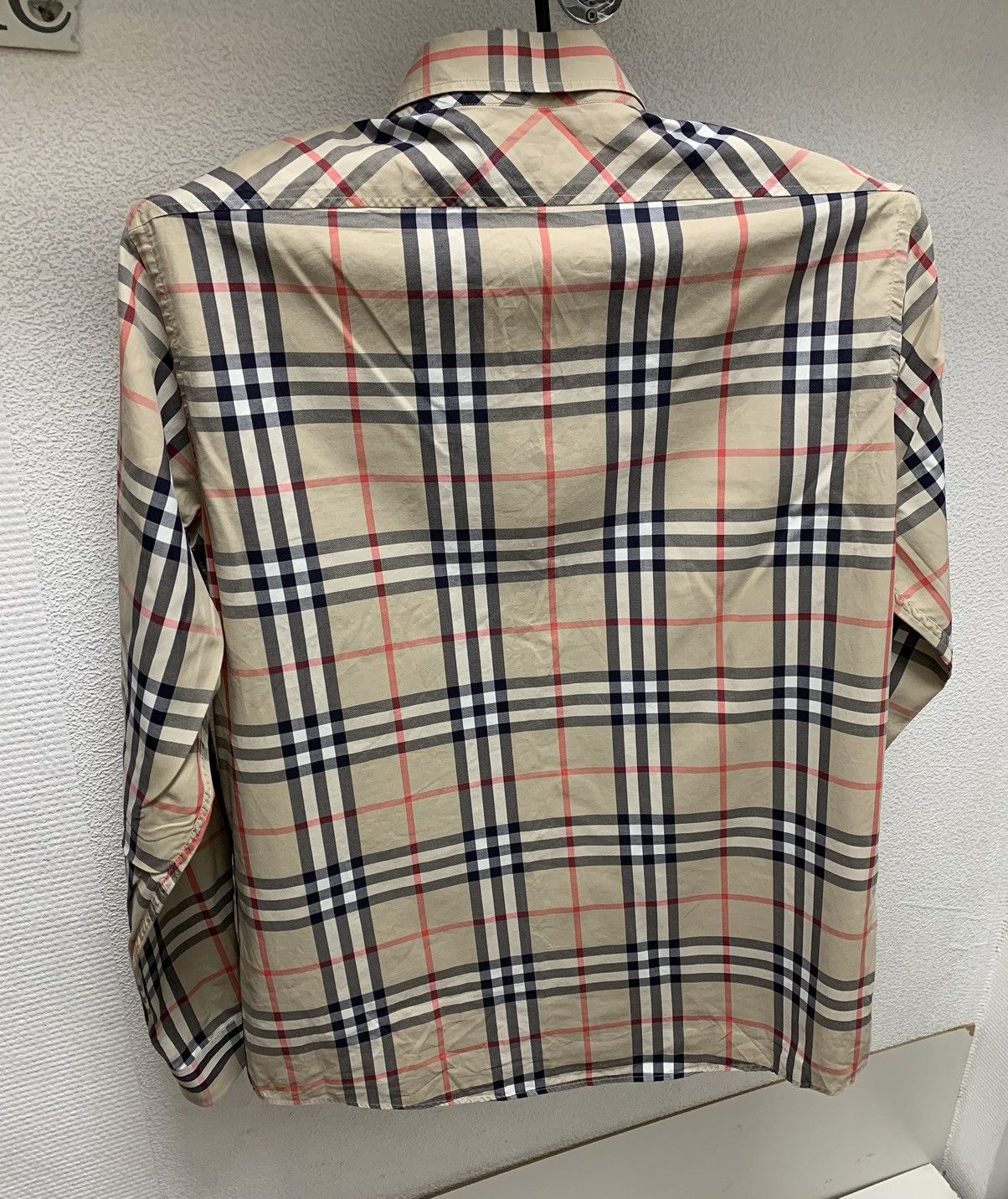 Burberry Burberry nova check fullprint shirt L sz Size US L / EU 52-54 / 3 - 9 Thumbnail