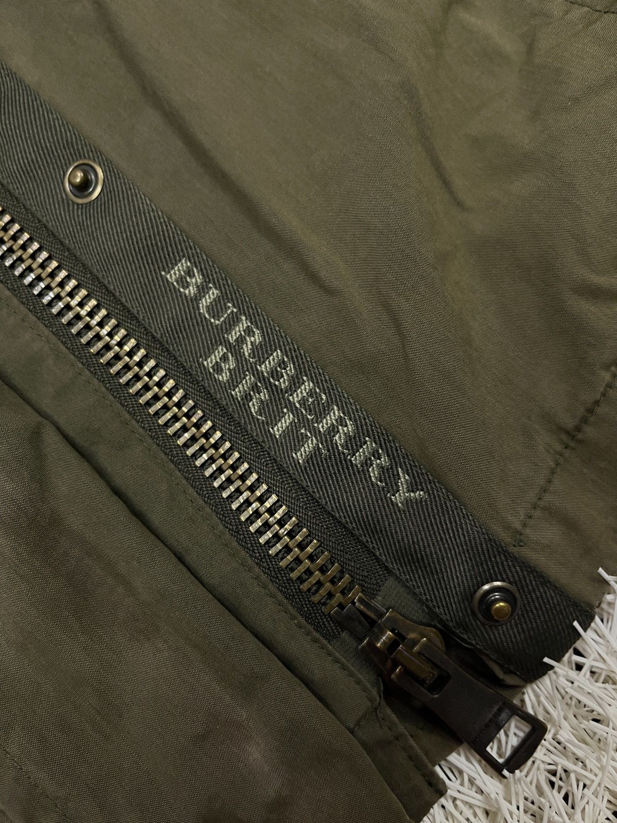 Burberry Burberry Brit Jacket Khaki Double-Breasted Belted Trench Size XS / US 0-2 / IT 36-38 - 5 Thumbnail