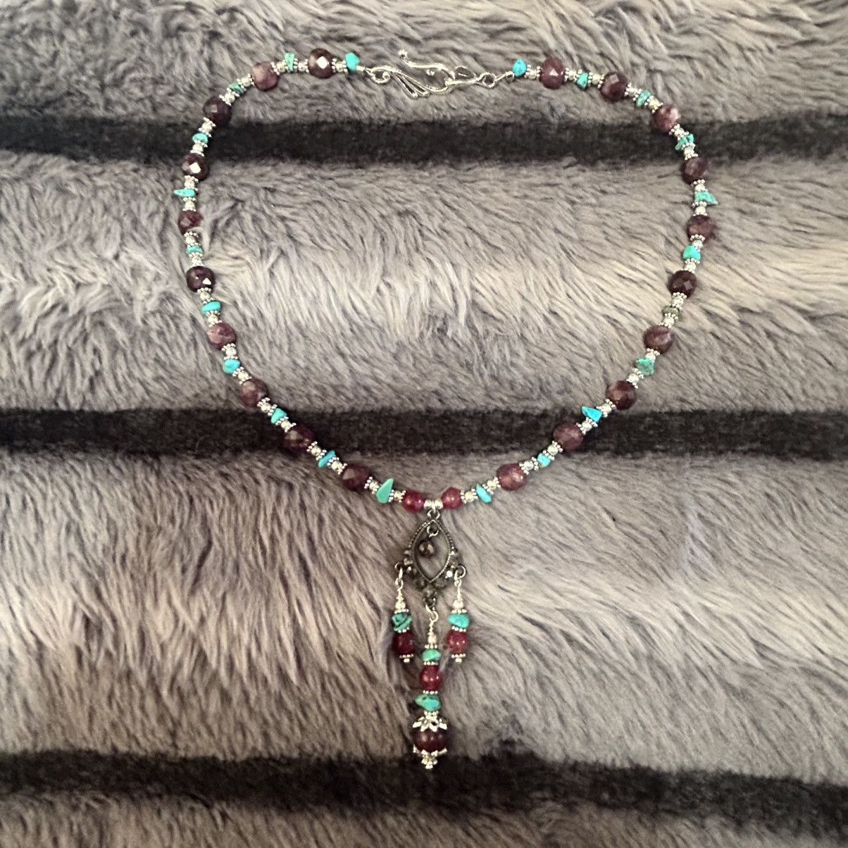 Handmade Handcrafted genuine faceted square cut almandine necklace Size ONE SIZE - 8 Thumbnail