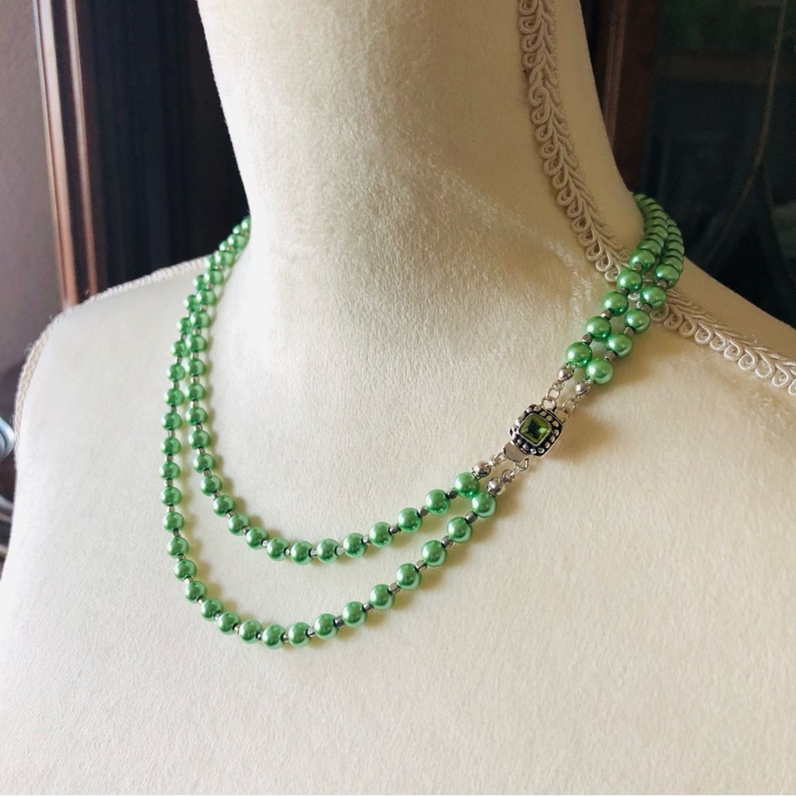 Handmade Handcrafted green Czech Pearl forsterite peridot necklace Size ONE SIZE - 1 Thumbnail