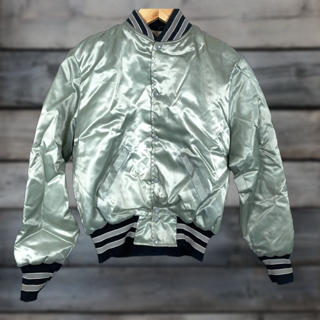 Holloway VINTAGE Holloway Jacket 80s Lawrence Tech Satin Bomber Jacket Adult Medium Silver Size US M / EU 48-50 / 2 - 1 Thumbnail