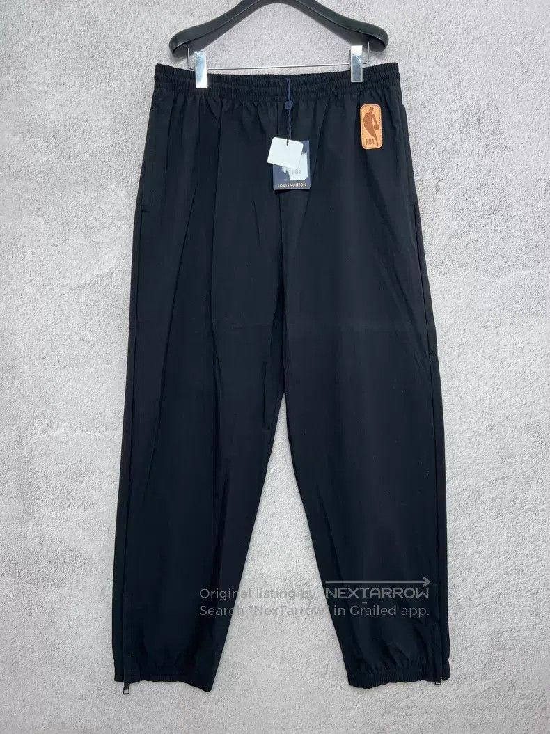 Louis Vuitton Louis Vuitton size xl NBA Logo Casual Pants Sweatpants Size US 30 / EU 46 - 1 Thumbnail