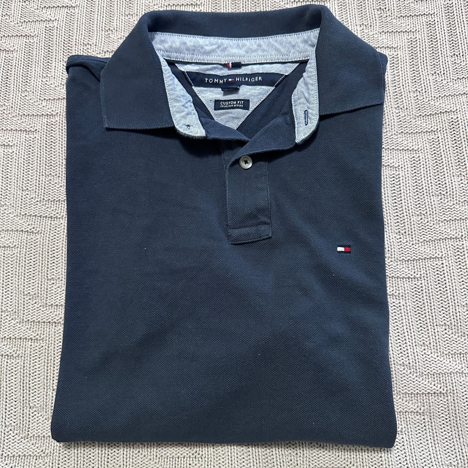 Tommy Hilfiger Tommy Hilfiger navy custom fit polo Size US M / EU 48-50 / 2 - 1 Thumbnail