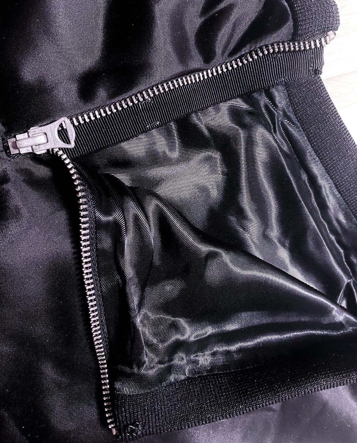 Acne Studios Women’s Acne Studios Kanda Shine PSS15 Black Skirt Size 25" / US 0 / IT 36 - 15 Thumbnail