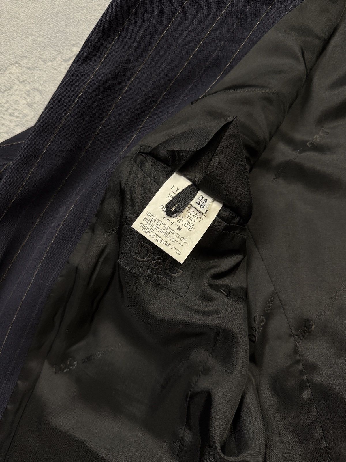 Dolce & Gabbana 32/48 R Dolce & Gabbana Suit Made Italy Size 48R - 12 Thumbnail