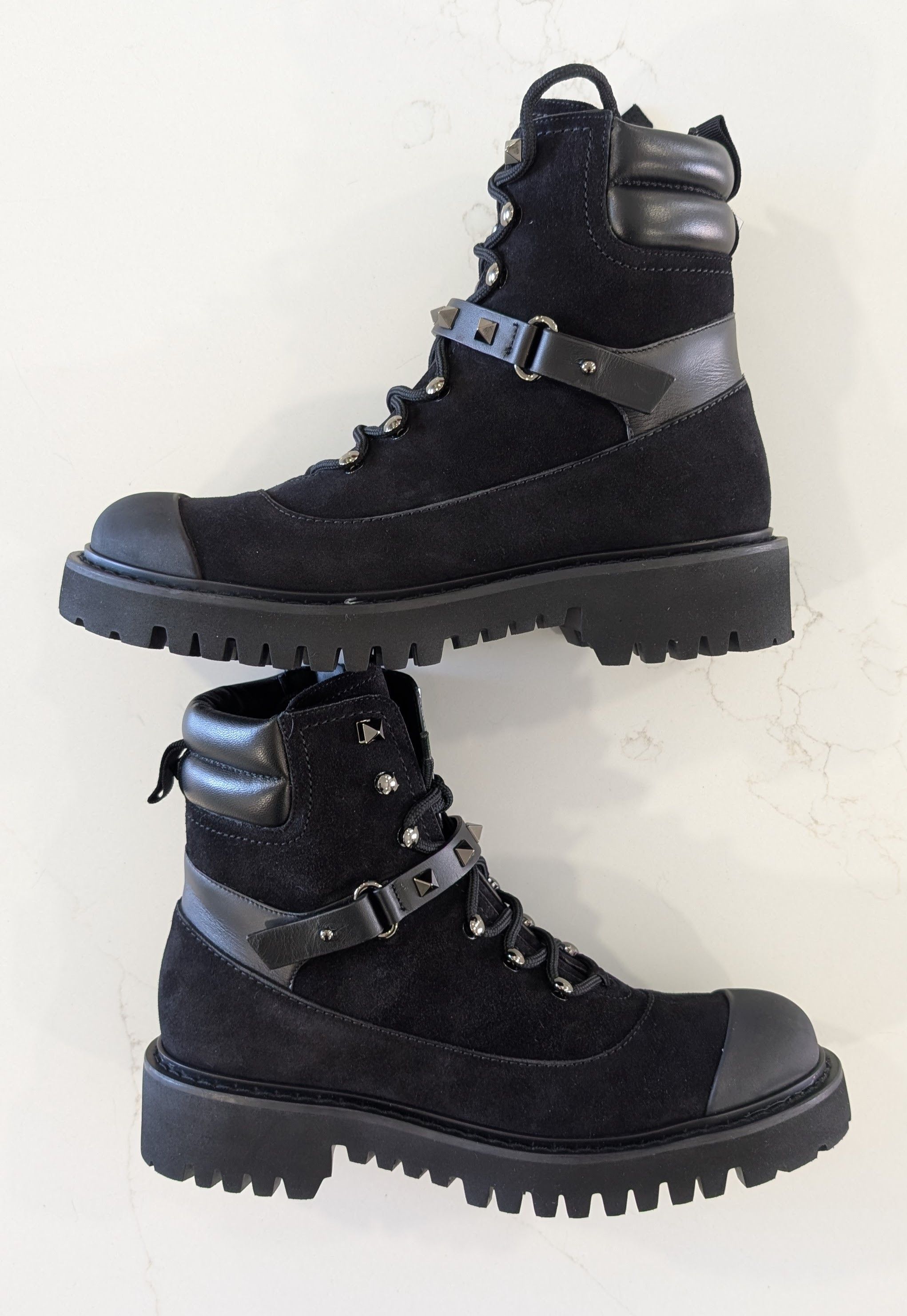 Valentino Valentino Garavani Rockstud Suede Combat Boots EU 36.5 Size US 6.5 / IT 36.5 - 1 Thumbnail