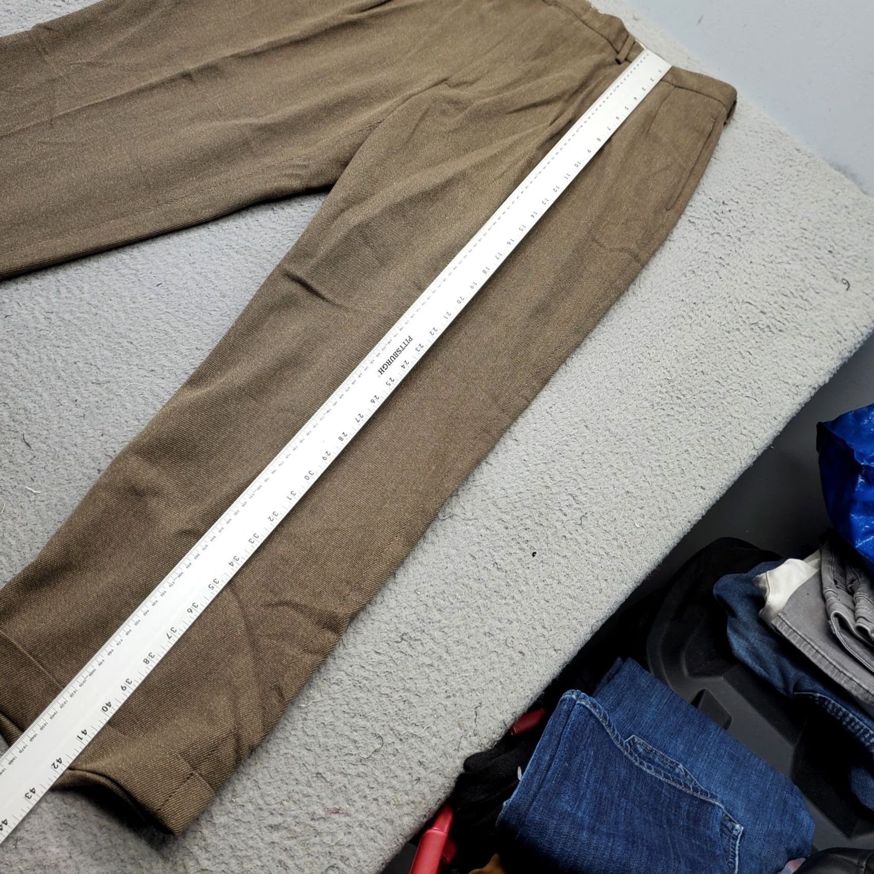 Polo Ralph Lauren VINTAGE Polo Ralph Lauren Mens Pants Slacks Straight 40 Brown Pleated EUC Size US L / EU 52-54 / 3 - 3 Thumbnail
