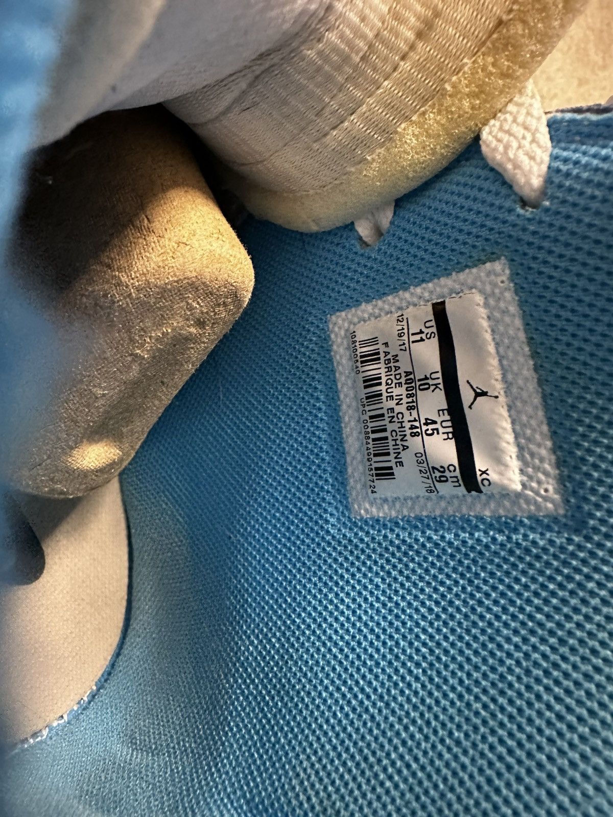 Nike × Off-White UNC Jordan 1 x Off-White Size US 11 / EU 44 - 9 Thumbnail