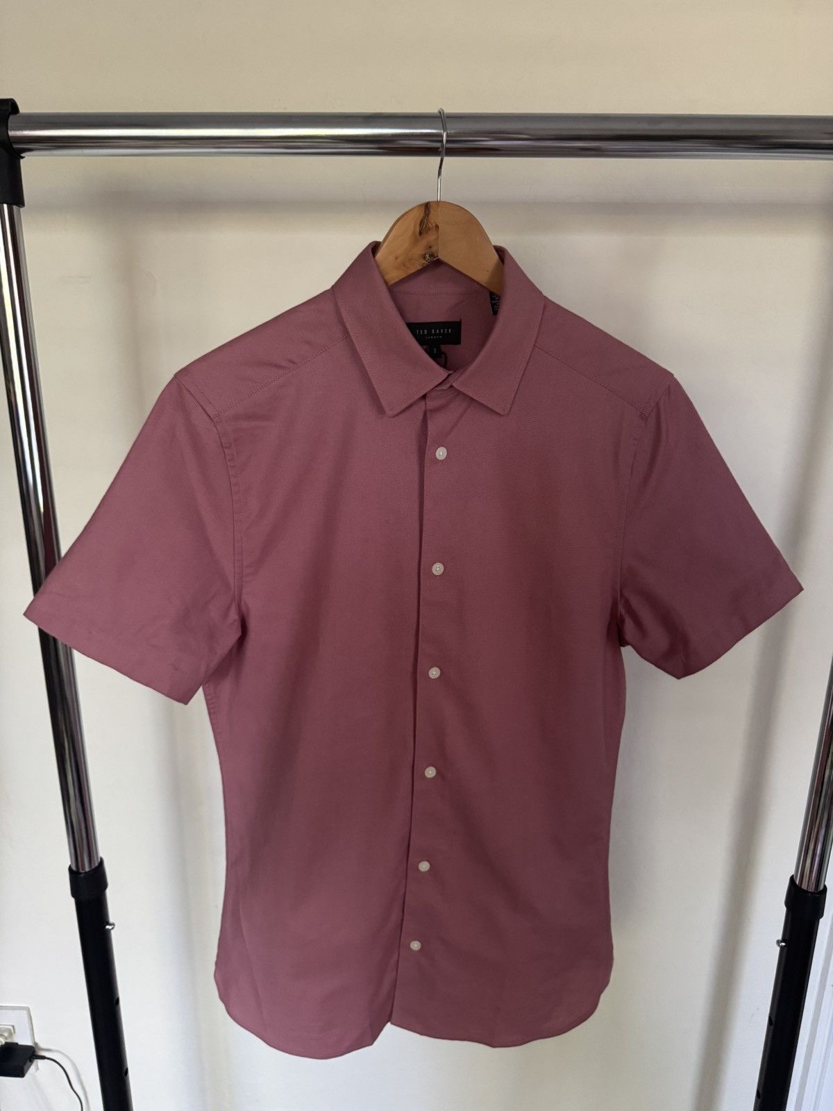 Ted Baker Ted Baker Short Sleeve Button Up Size US S / EU 44-46 / 1 - 1 Thumbnail