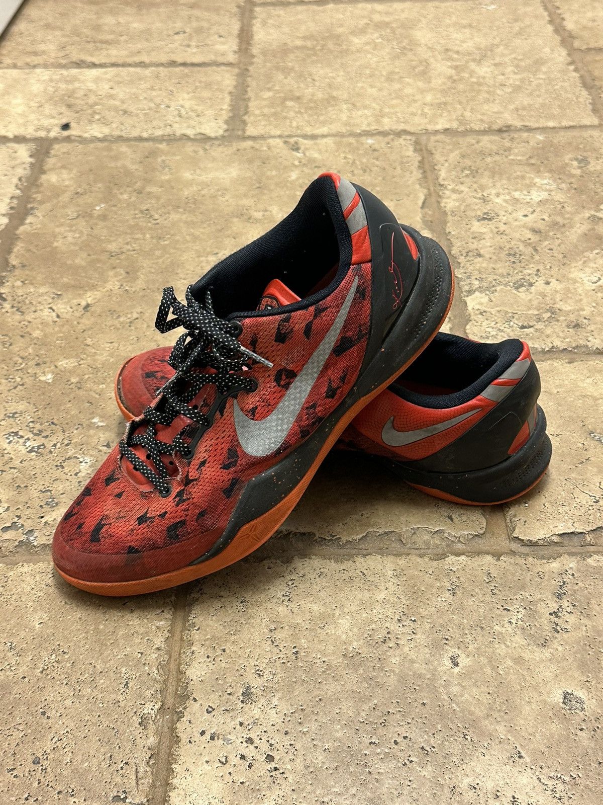 Nike Nike Kobe 8 System “Challenge Red” Reflective 555035-600 Size US 10.5 / EU 43-44 - 1 Thumbnail