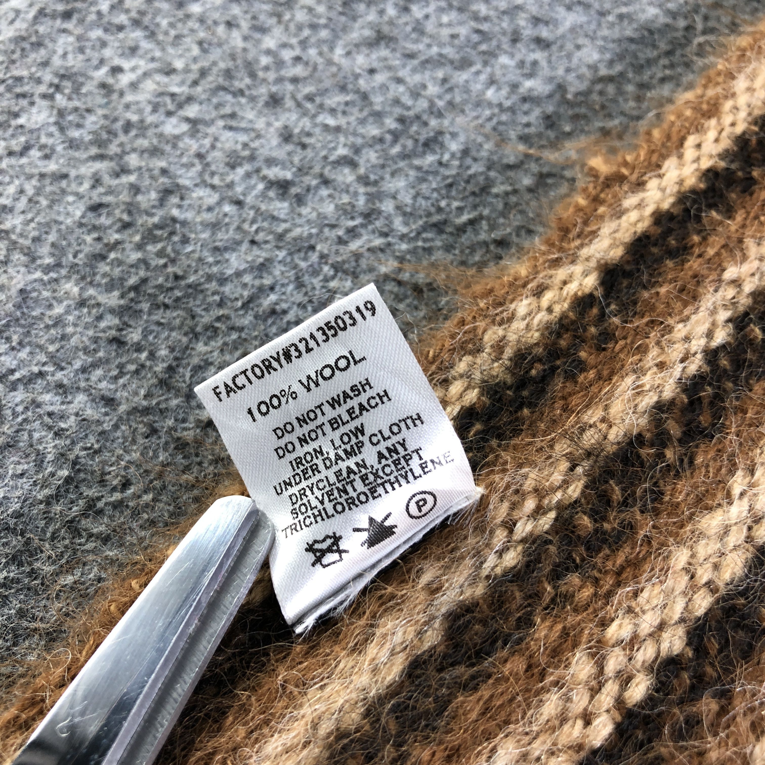 Montbell Montbell Striped Wool Scarf Muffler V2754 Size ONE SIZE - 7 Thumbnail
