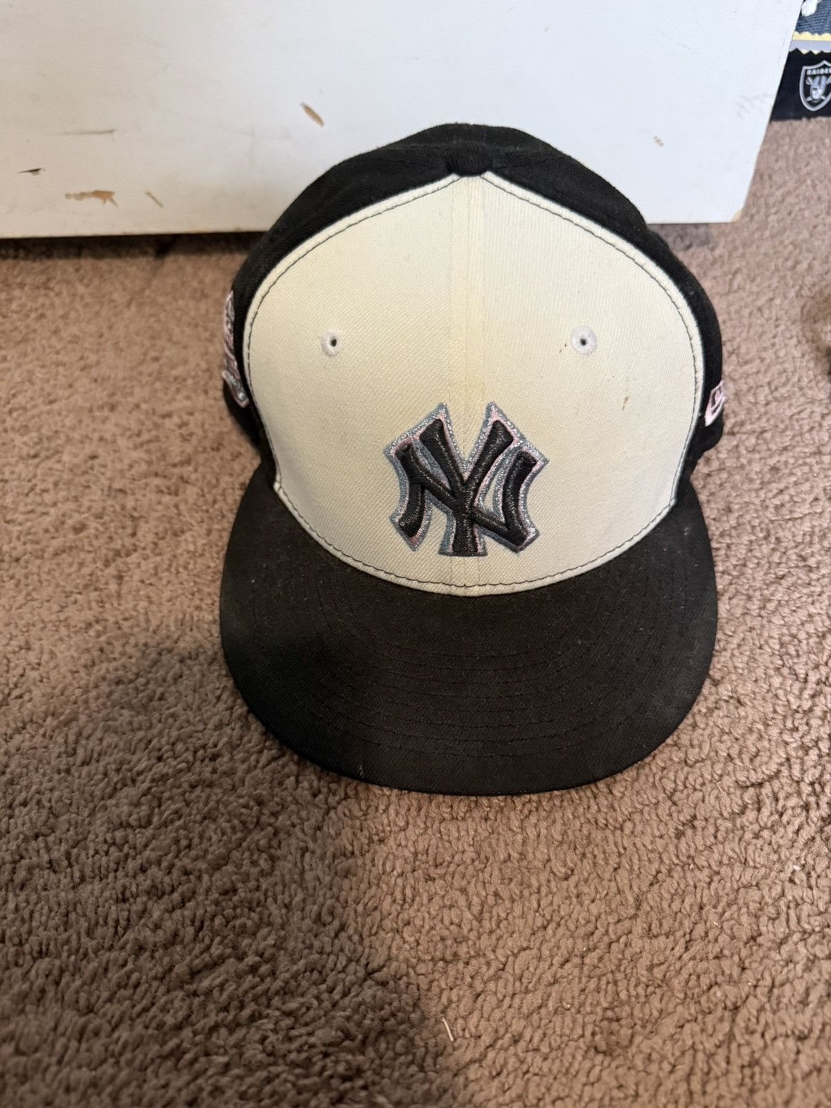 New Era New era New York Yankees fitted hat Size ONE SIZE - 2 Thumbnail