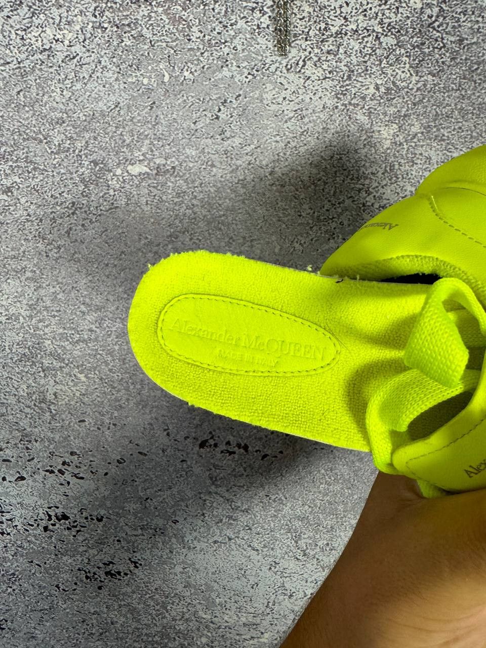 Alexander McQueen Alexander McQueen Oversized Kid's Neon Green Sneakers 29 Sz Size US 4 / IT 34 - 13 Thumbnail