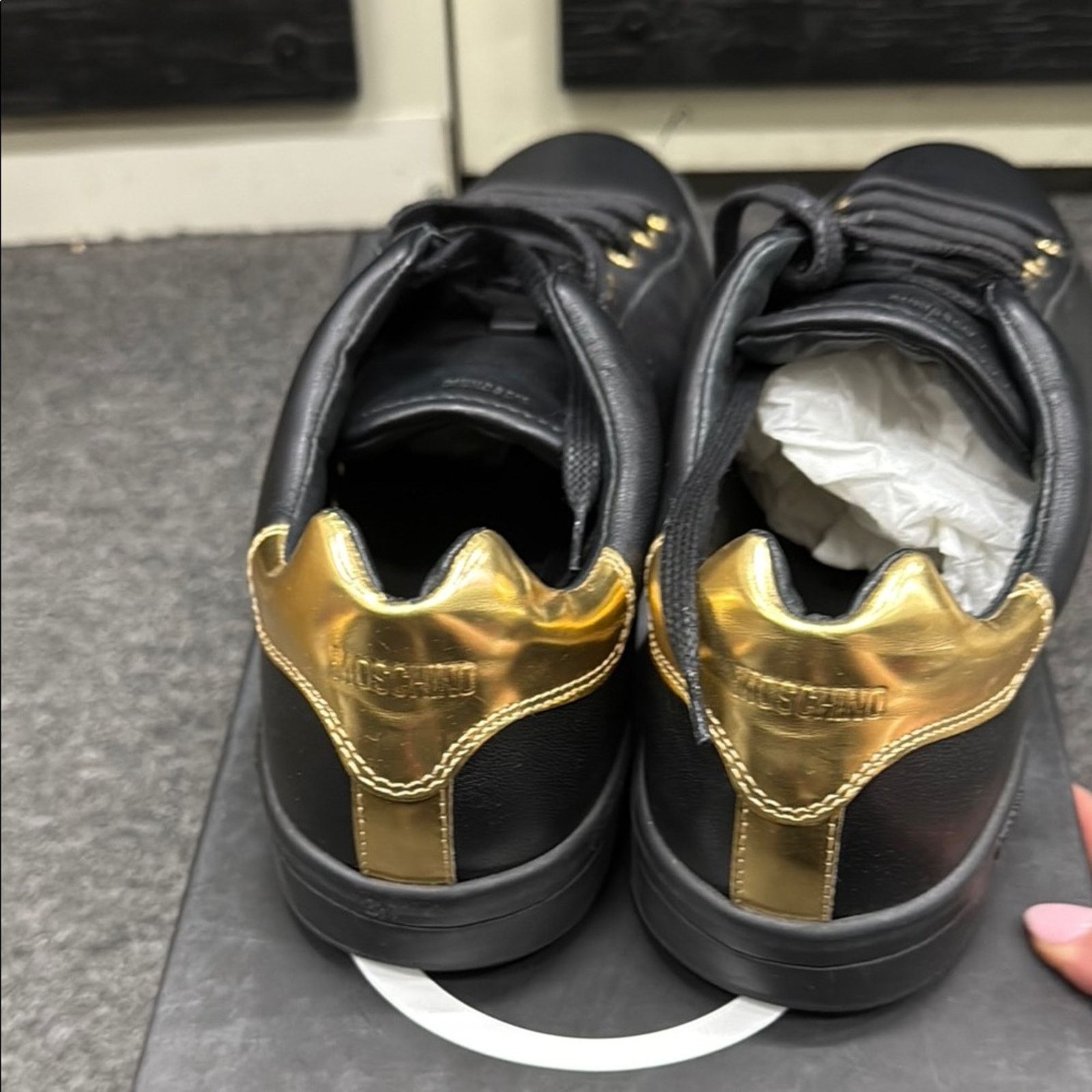 Moschino NWT Moschino Men's Black and Gold Sneakers Size 41 US 9.5 Size US 9.5 / EU 42-43 - 4 Thumbnail