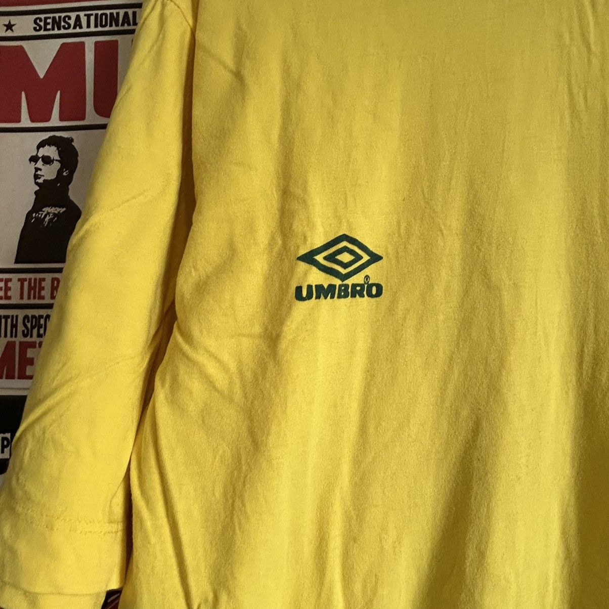 Umbro Vintage 90s Brasil Umbro T-Shirt Size US M / EU 48-50 / 2 - 2 Thumbnail
