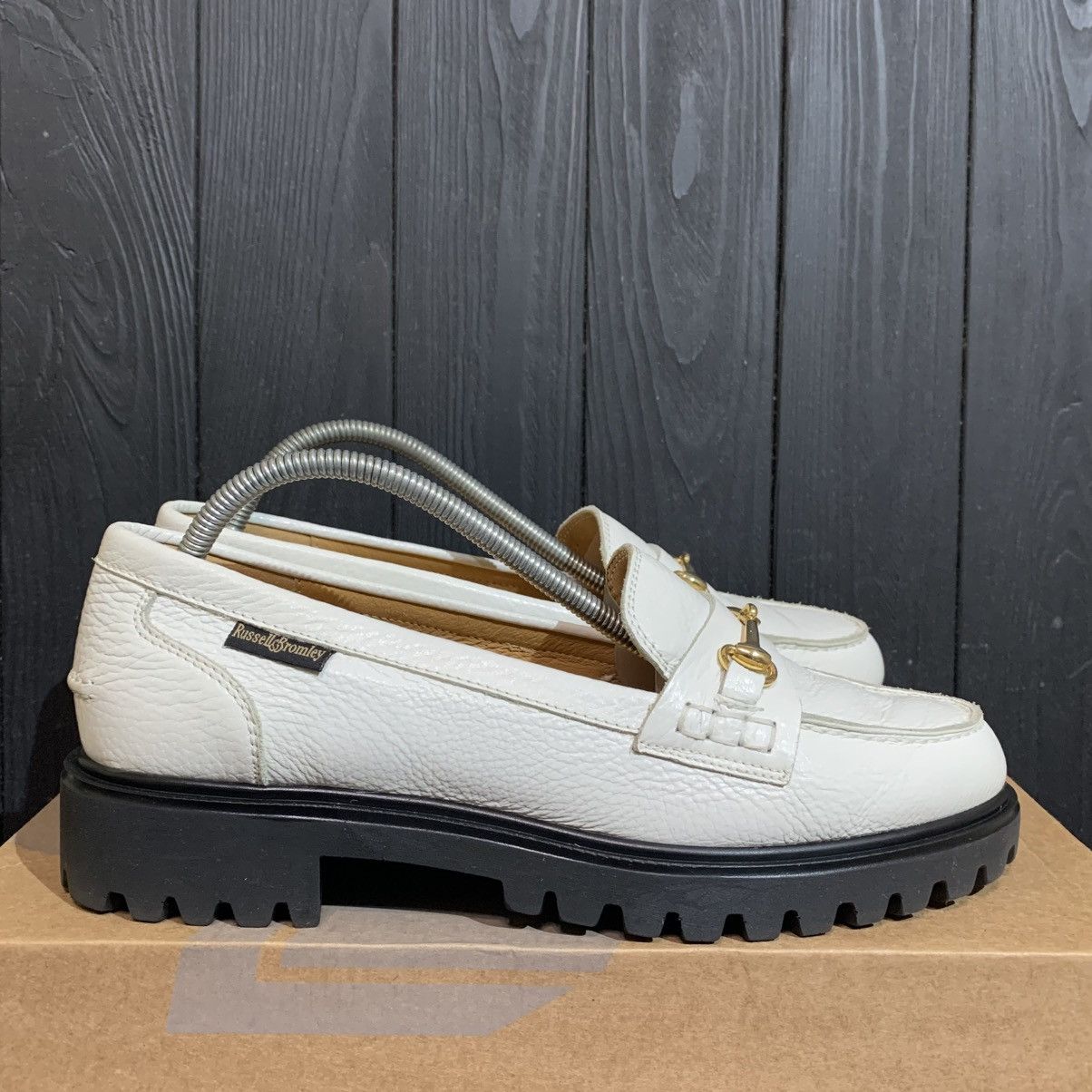 Russell & Bromley Russel & BROMLEY White Leather Loafers Size 40 Gucci Style Size US 10 / IT 40 - 1 Thumbnail