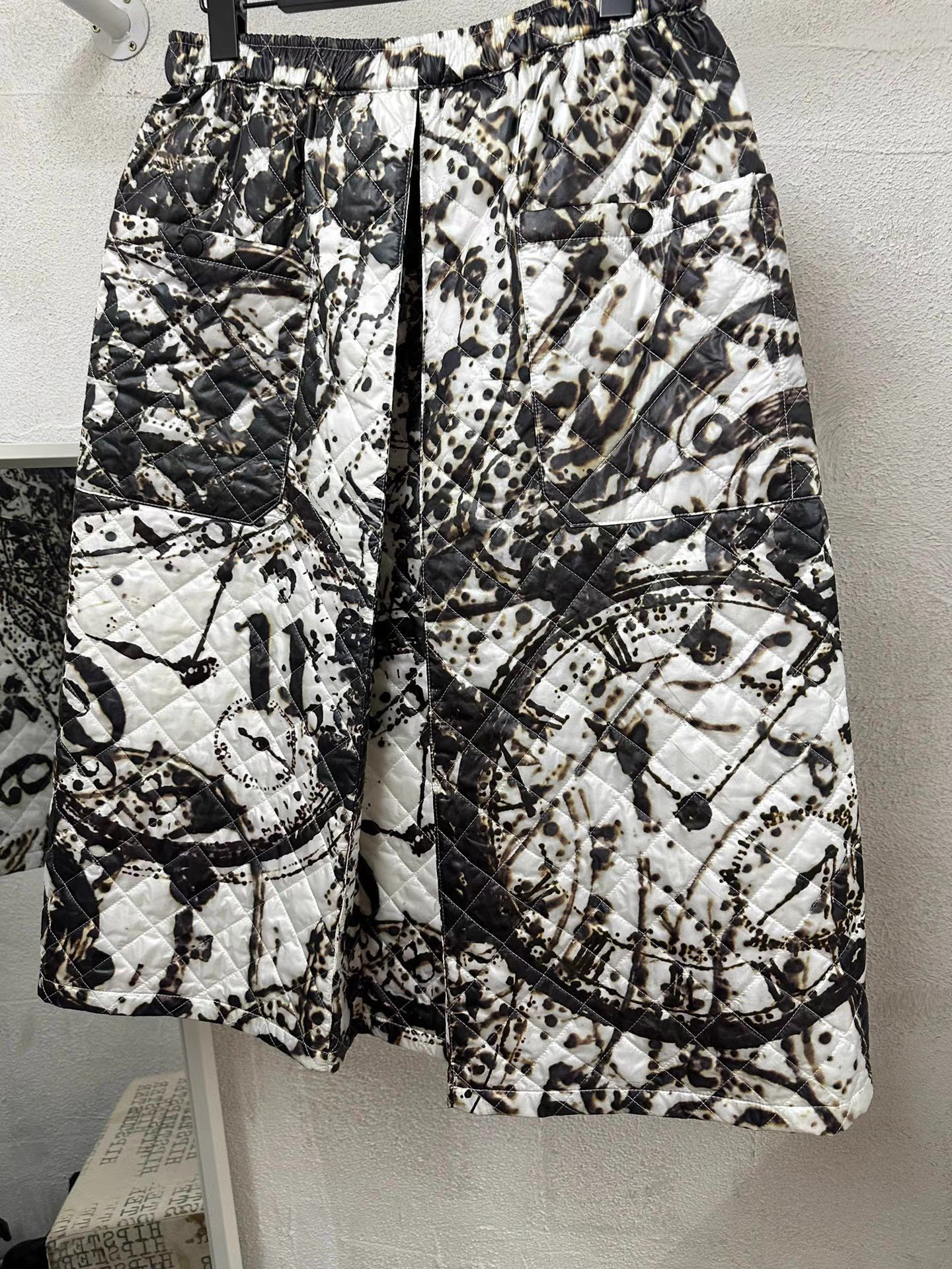 Takahiromiyashita The Soloist. The soloist 20AW Clock Artist Collaboration Skirt K20 Size 27" / US 4 / IT 40 - 2 Thumbnail