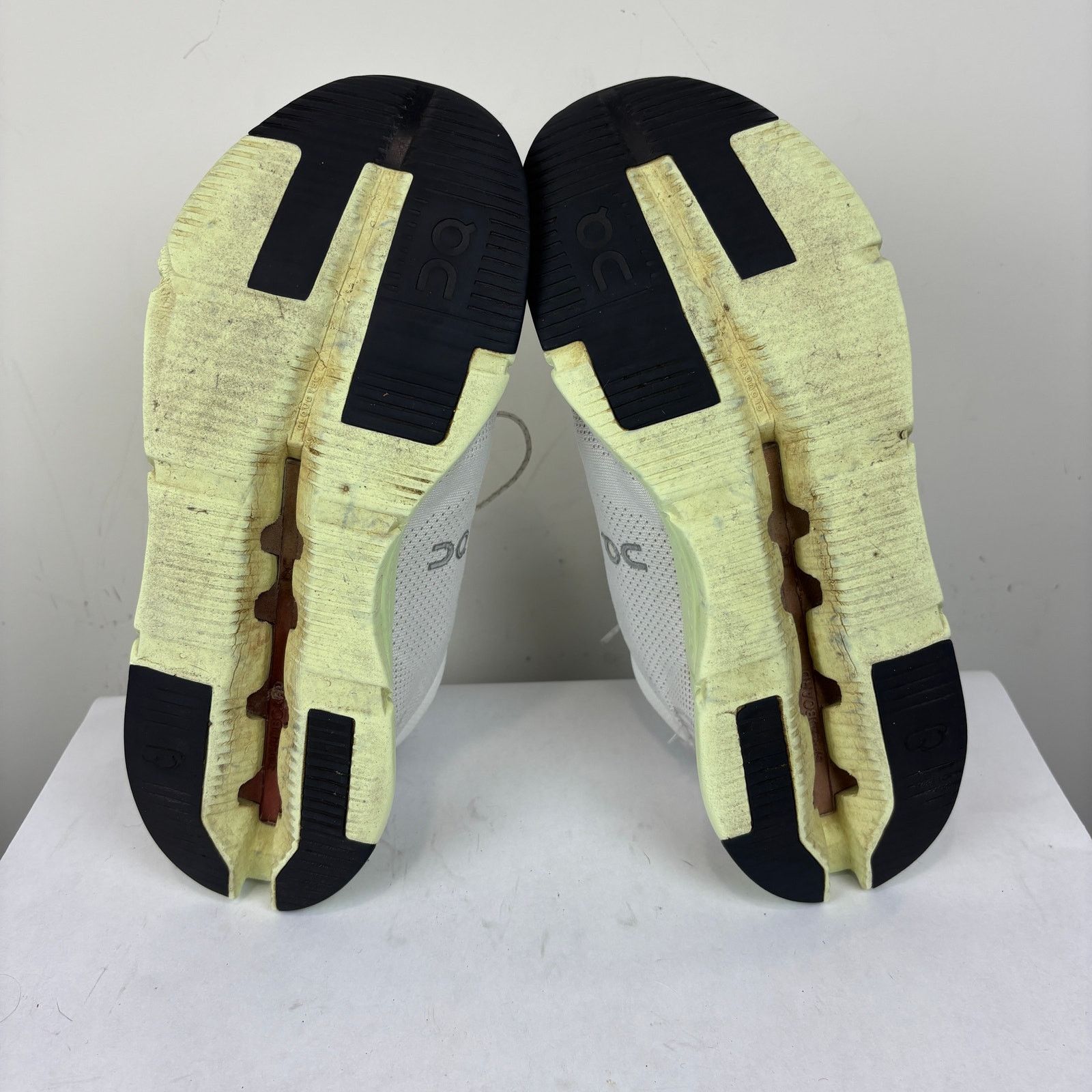 On On Running On Cloudnova Sneakers Shoes Men's 11.5 Size US 11.5 / EU 44-45 - 8 Thumbnail