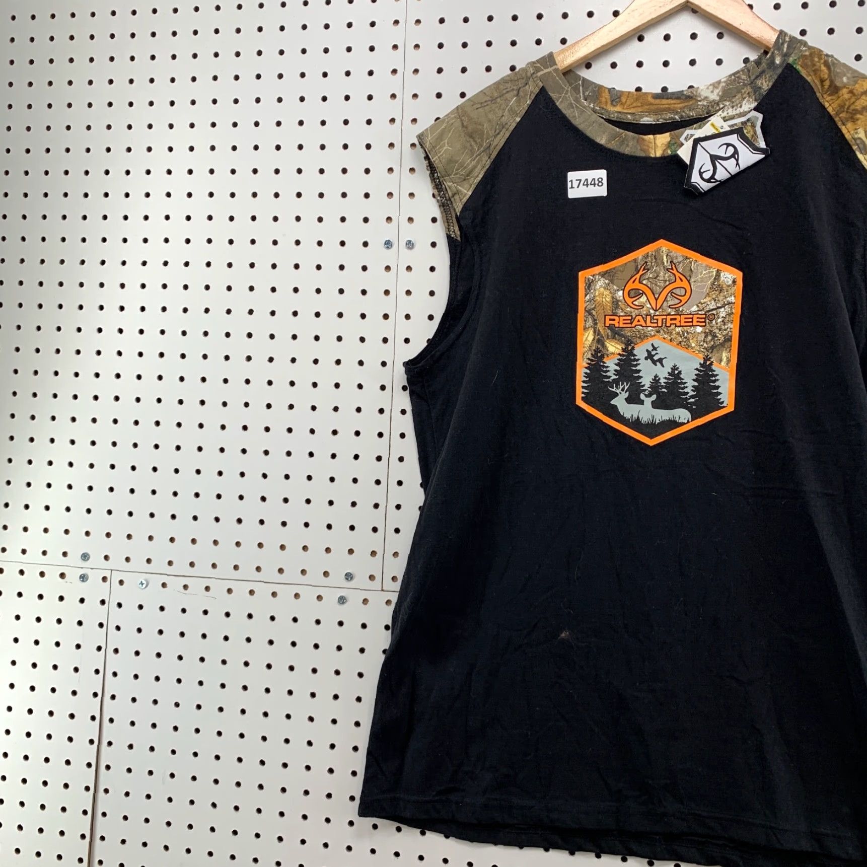 Realtree VINTAGE Real Tree By Stag Horn Women Large Black Sleeveless Shirt Camouflage Outdoor Camo Black Shirt Womens LS 90s Size L / US 10 / IT 46 - 3 Thumbnail