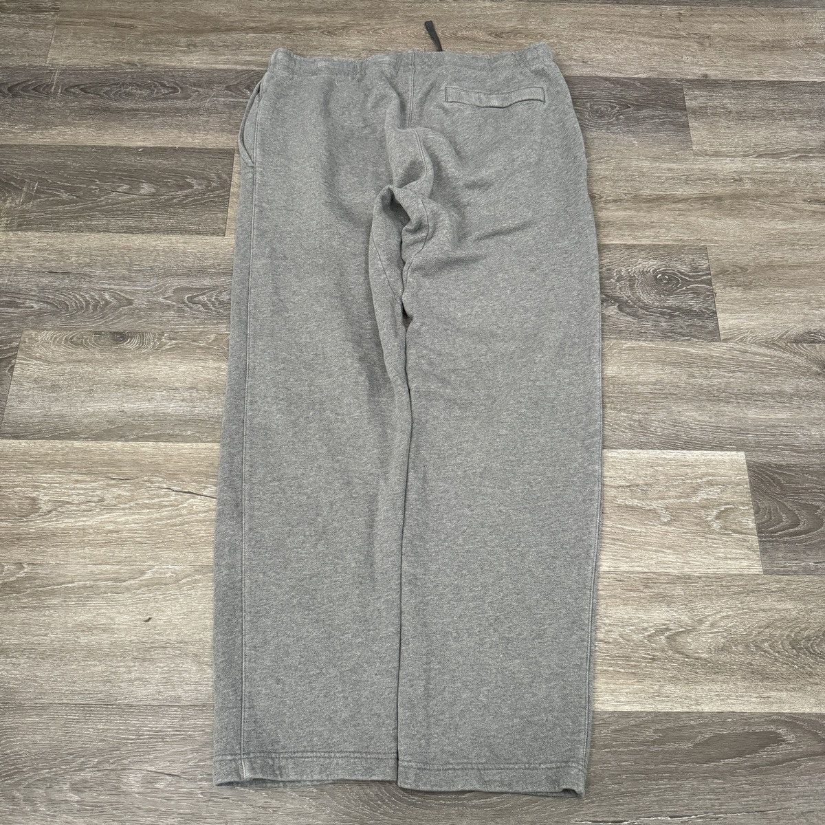 Nike × Vintage Vintage Y2K Nike baggy wide leg essential grey sweatpants Size US 34 / EU 50 - 2 Thumbnail