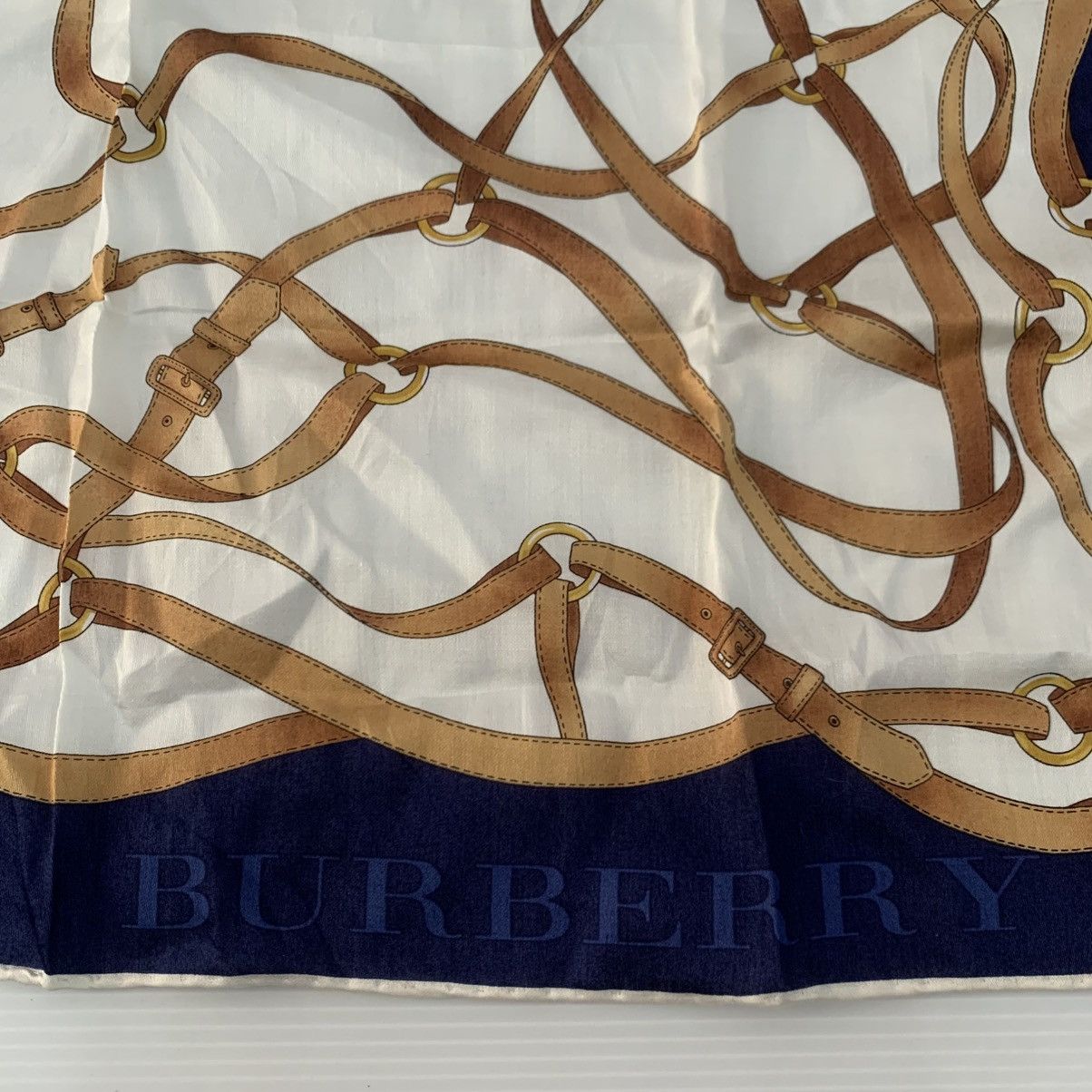 Burberry Burberry Scarves Size ONE SIZE - 3 Thumbnail