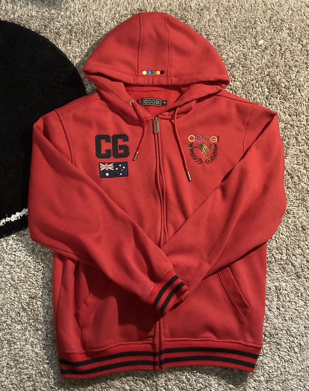 Coogi Vintage Coogi “CG EST.69” Red Zip-Up Hoodie — AU embroidery Size US XL / EU 56 / 4 - 1 Thumbnail
