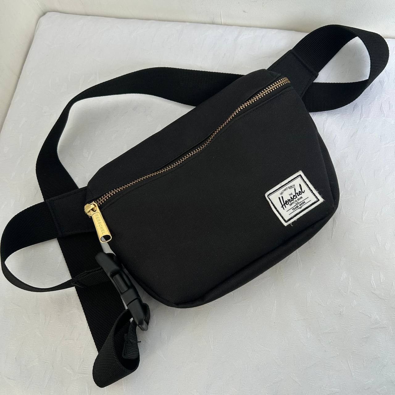 Herschel Supply Co. Herschel mini bag #1327 Size ONE SIZE - 1 Thumbnail