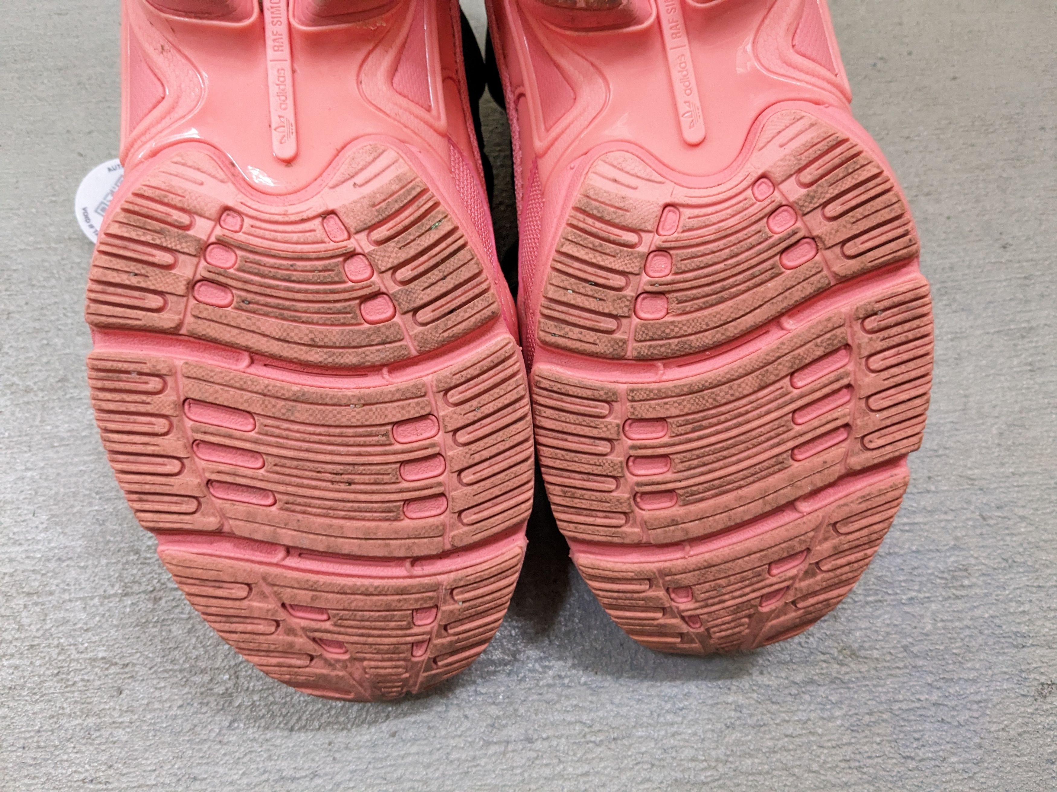 Adidas × Raf Simons Adidas Raf Simons Ozweego Size 8.5 Pink Blue F34268 Size US 8.5 / EU 41-42 - 16 Thumbnail