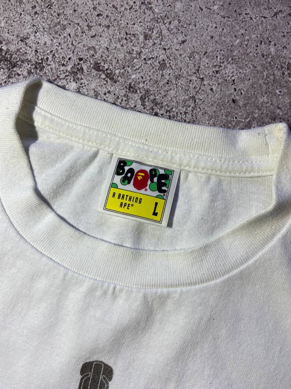 Bape Bape White Streetwear Printed T-Shirt Big Logo y2k Size US L / EU 52-54 / 3 - 6 Thumbnail