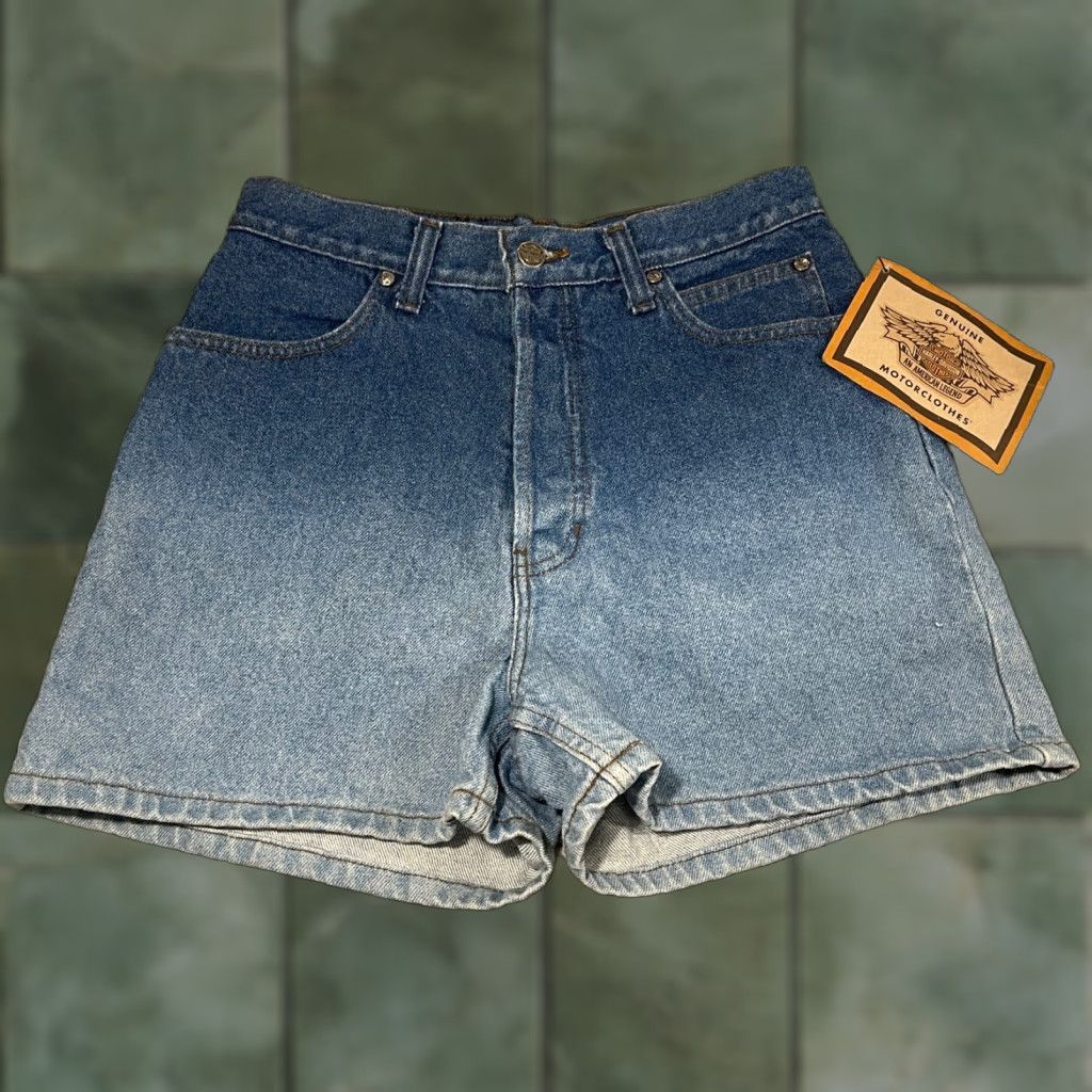 Harley Davidson VINTAGE Harley-Davidson Denim Shorts Women's Size 10 Blue Casual Biker Stretch Pockets Size 30" / US 8 / IT 44 - 1 Thumbnail