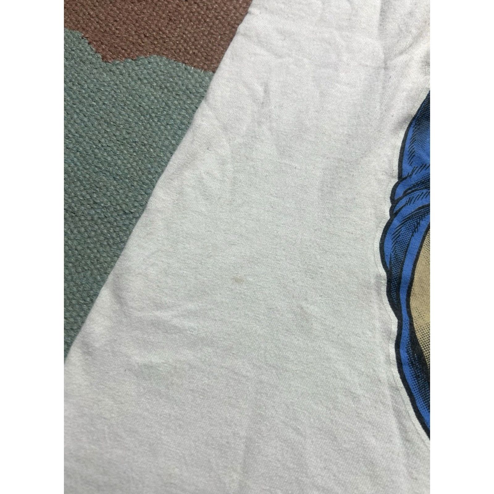 Vintage Billie Eilish graphic t shirt 2019 tour alternative pop indie band Adult Small White T-Shirt Mens Girl Boy? Size US S / EU 44-46 / 1 - 3 Thumbnail