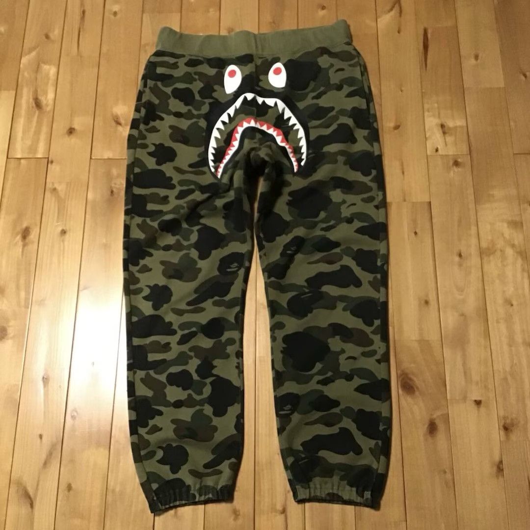Bape GORE WIND STOPPER BAPE CAMO Shark Sweat Pants ★size XXL Size US 38 / EU 54 - 2 Thumbnail