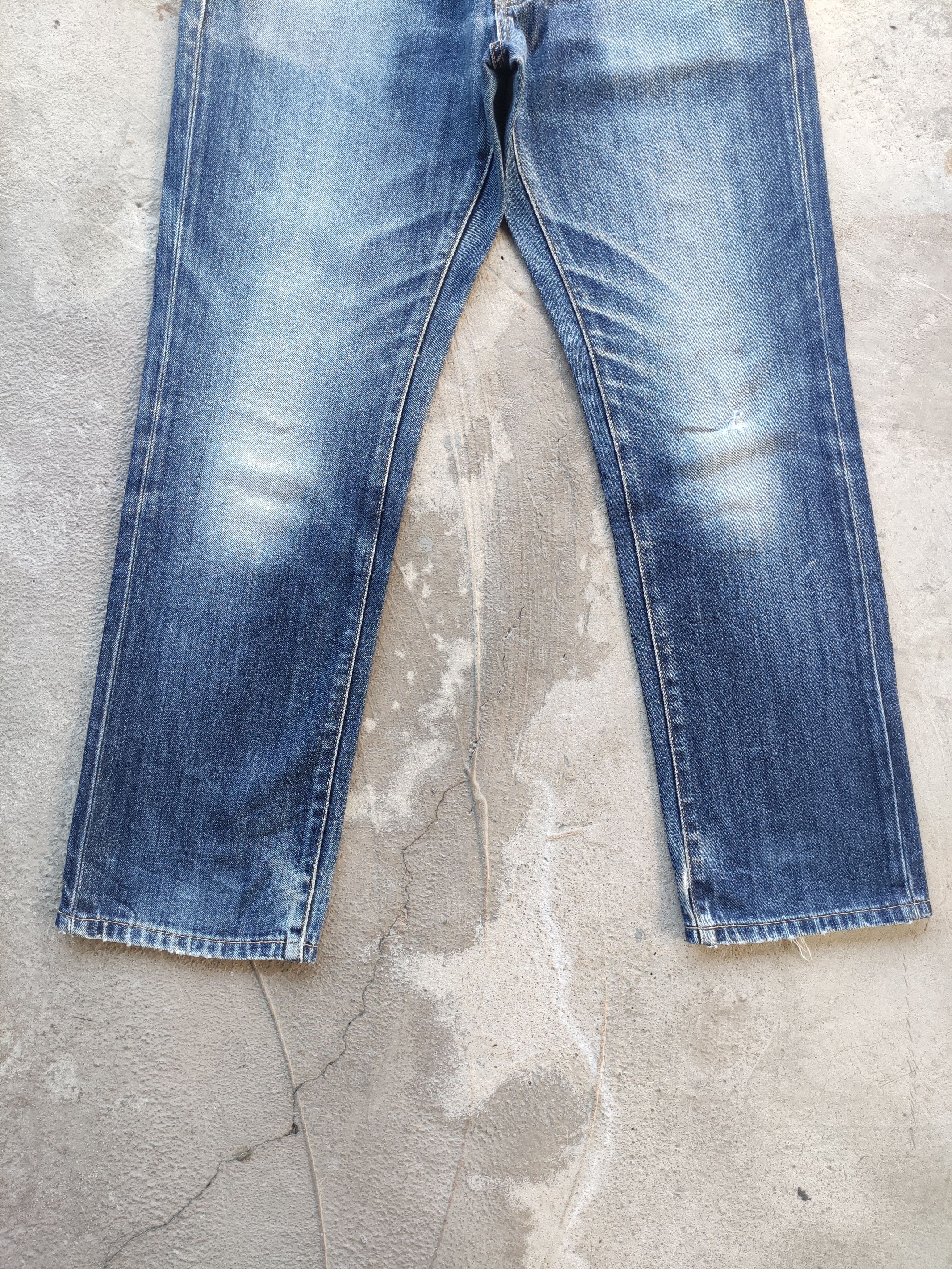 Japanese Brand Vintage Japanese Jean Distressed Faded Denim Size US 34 / EU 50 - 4 Thumbnail